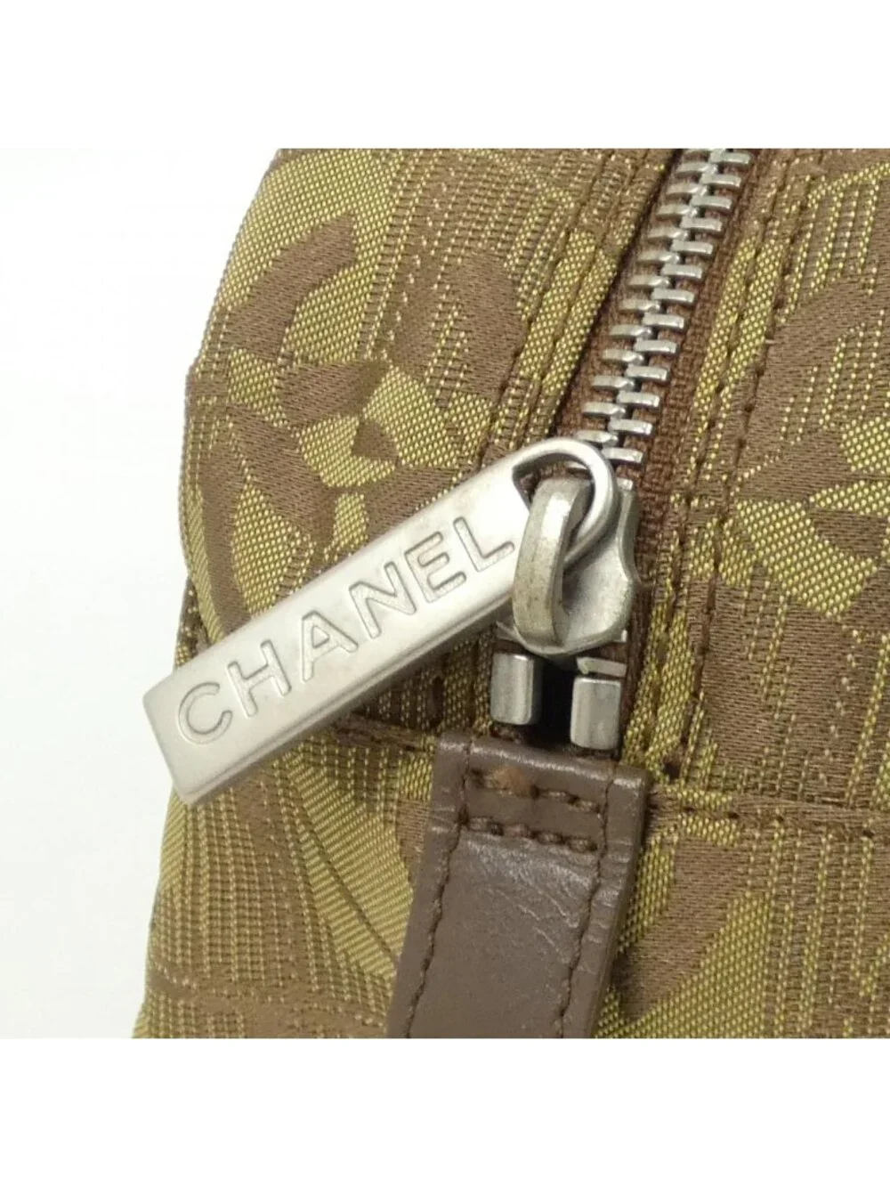 Chanel Travel Line - Picture 3 of 9